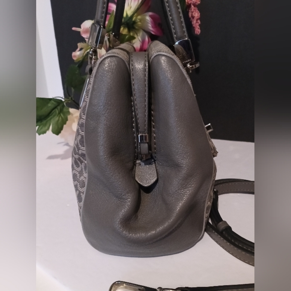 Coach Madison Op Art Gray Shoulder Bag - Picture 3 of 10